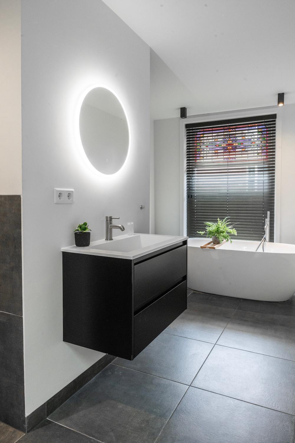 Xxl Loft With Bath Located Stadsvilla Tilburg Zewnętrze zdjęcie