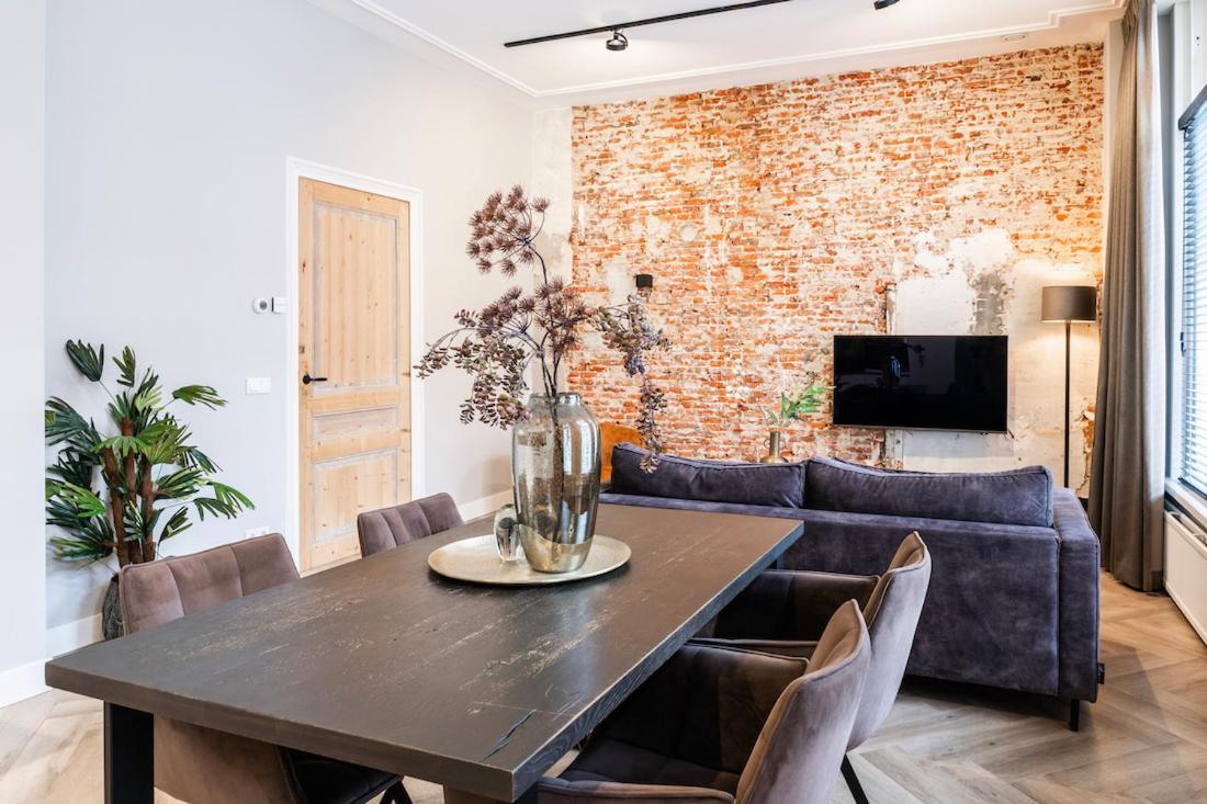 Xxl Loft With Bath Located Stadsvilla Tilburg Zewnętrze zdjęcie