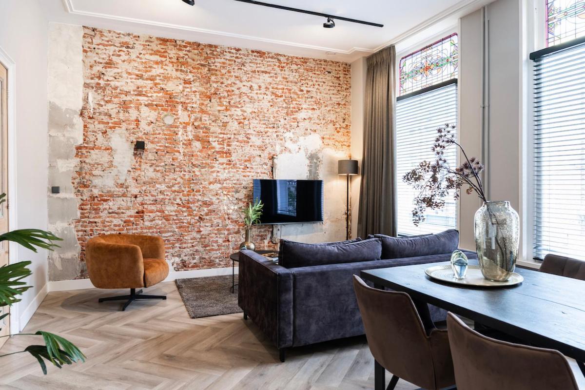 Xxl Loft With Bath Located Stadsvilla Tilburg Zewnętrze zdjęcie