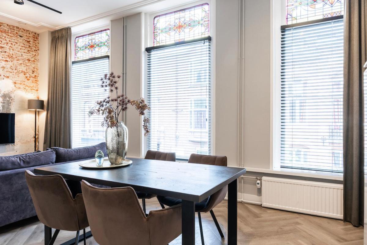 Xxl Loft With Bath Located Stadsvilla Tilburg Zewnętrze zdjęcie