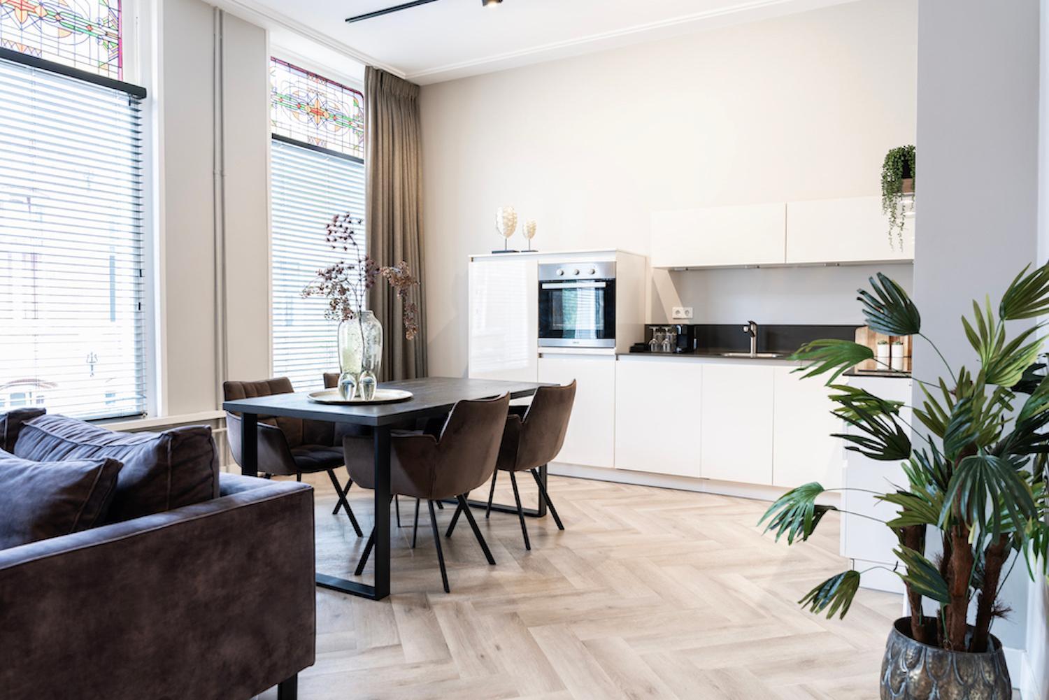Xxl Loft With Bath Located Stadsvilla Tilburg Zewnętrze zdjęcie